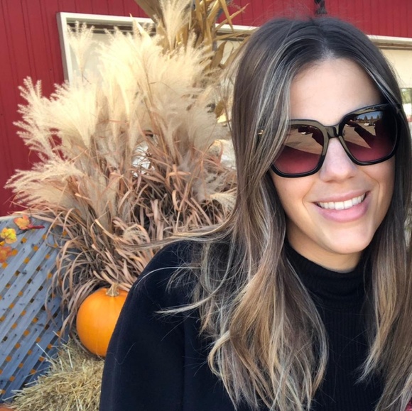 Meet your Posher, Kristina - Picture 1 of 1